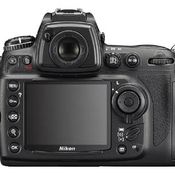 ใหม่สุด ๆ นิคอนปล่อย D700 ออกสู้ EOS 5D