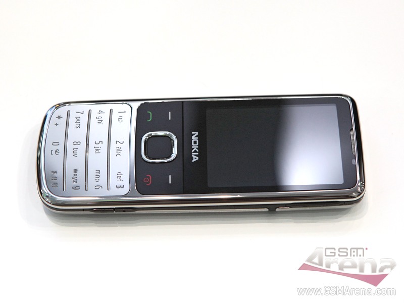 Nokia 6700 Classic - ดิชั้นสวยอย่างเดียวไม่ได้ .....