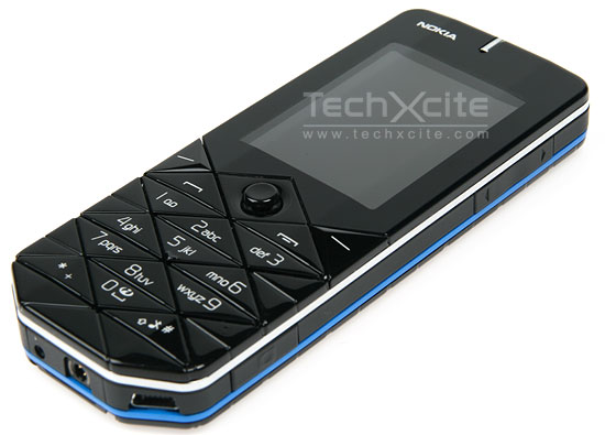 รีวิว Nokia 7500 Prism