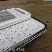 Nokia C6-00