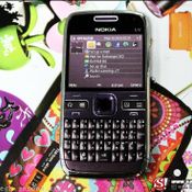  Nokia E72 