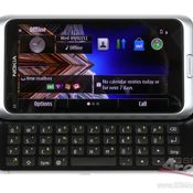 Nokia E7