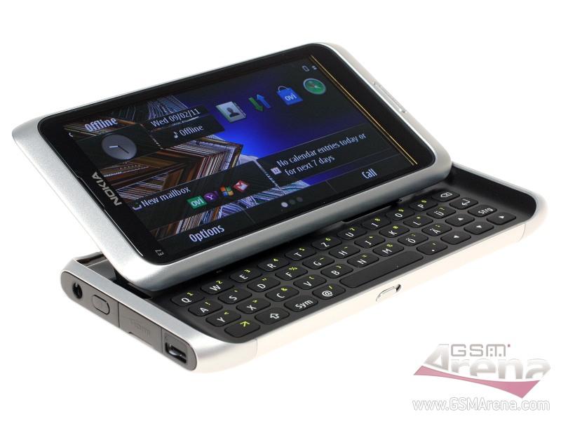 Nokia E7