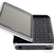 Nokia E7