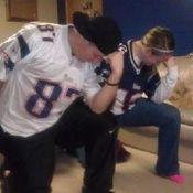 เปิดตัว ท่าคุกเข่าทีโบว์(Tebow)เทรนใหม่