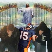 เปิดตัว ท่าคุกเข่าทีโบว์(Tebow)เทรนใหม่