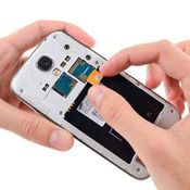 งัดแงะ Samsung Galaxy S4 ไปกับ iFixit