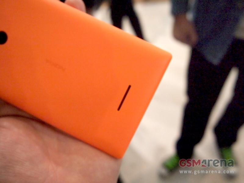 Nokia XL hands-on