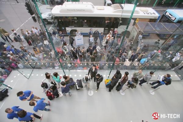 บรรยากาศ Apple Store วันแรกของการเปิดขาย iPhone 6