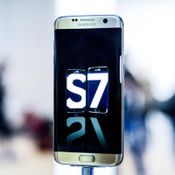 Samsung Galaxy S7 และ Galaxy S7 edge 