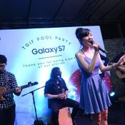 Samsung Galaxy S7 #TGIF Pool Party