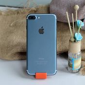 iPhone 7 Plus in Deep Blue