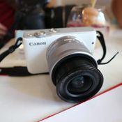 ตัวอย่างภาพถ่ายจาก Canon EOS M10