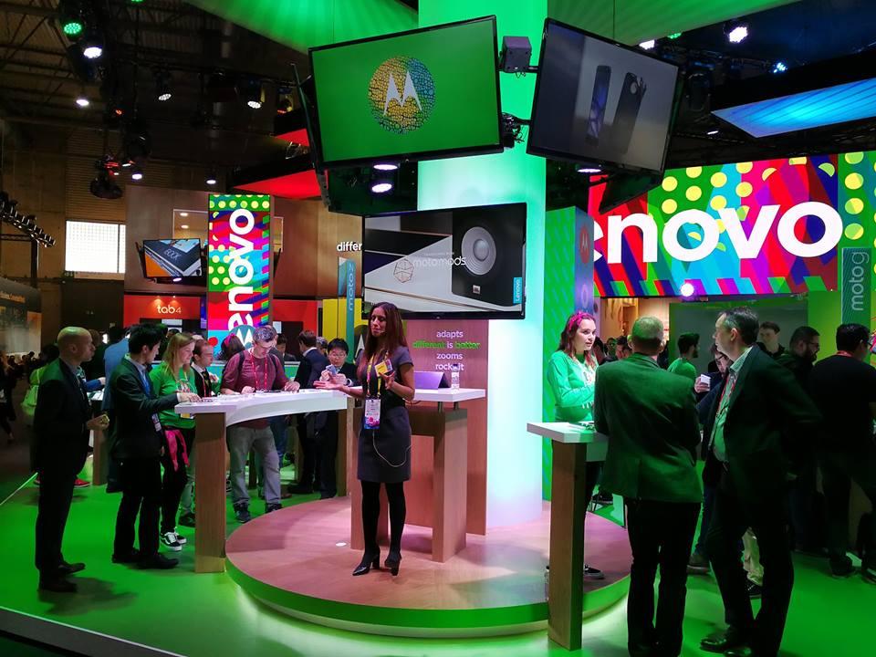 พาทัวร์ Mobile World Congress 2017