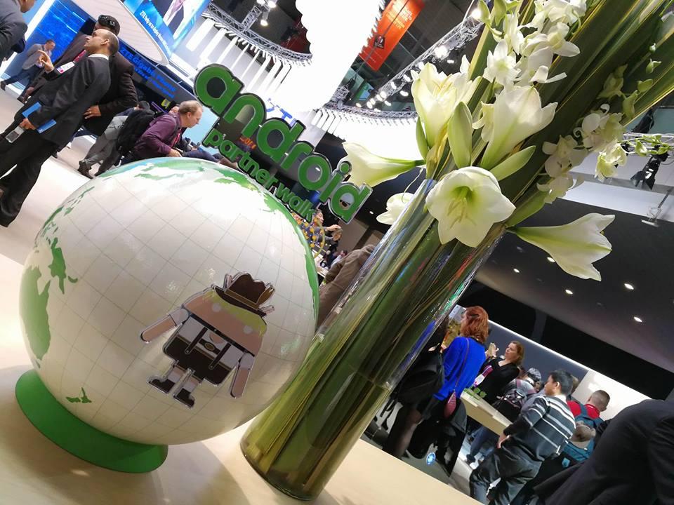 พาทัวร์ Mobile World Congress 2017