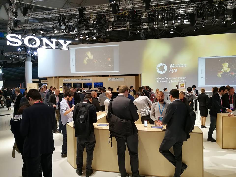 พาทัวร์ Mobile World Congress 2017