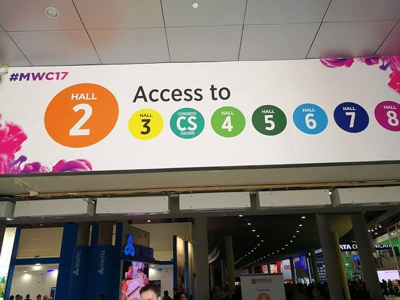 พาทัวร์ Mobile World Congress 2017