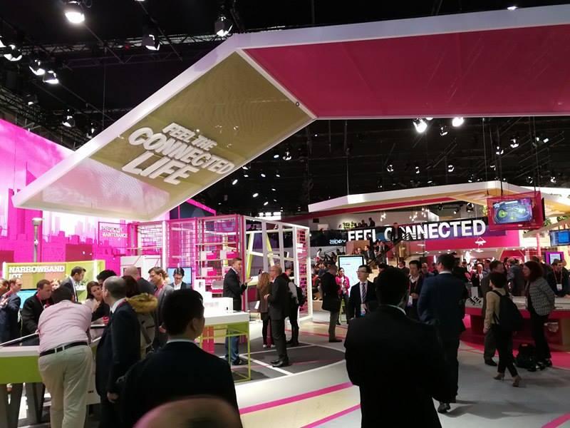 พาทัวร์ Mobile World Congress 2017