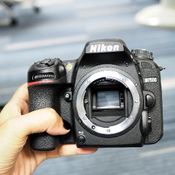 Nikon D7500 