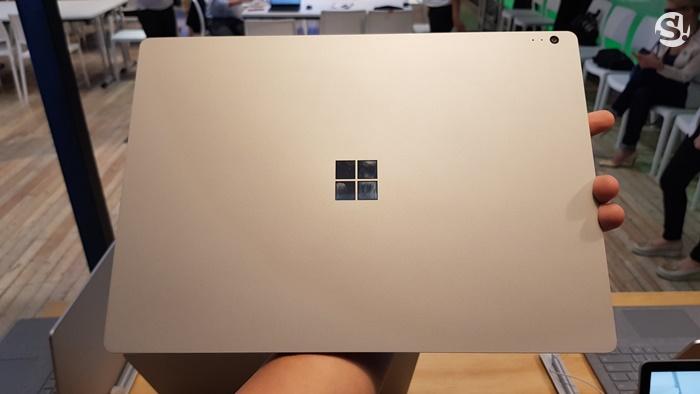 Microsoft Surface Laptop