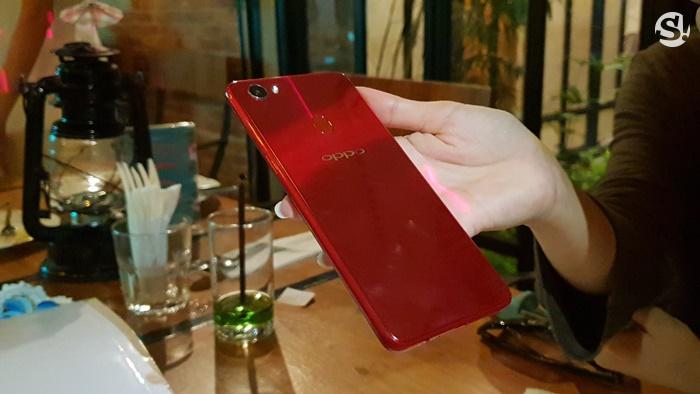 OPPO F7