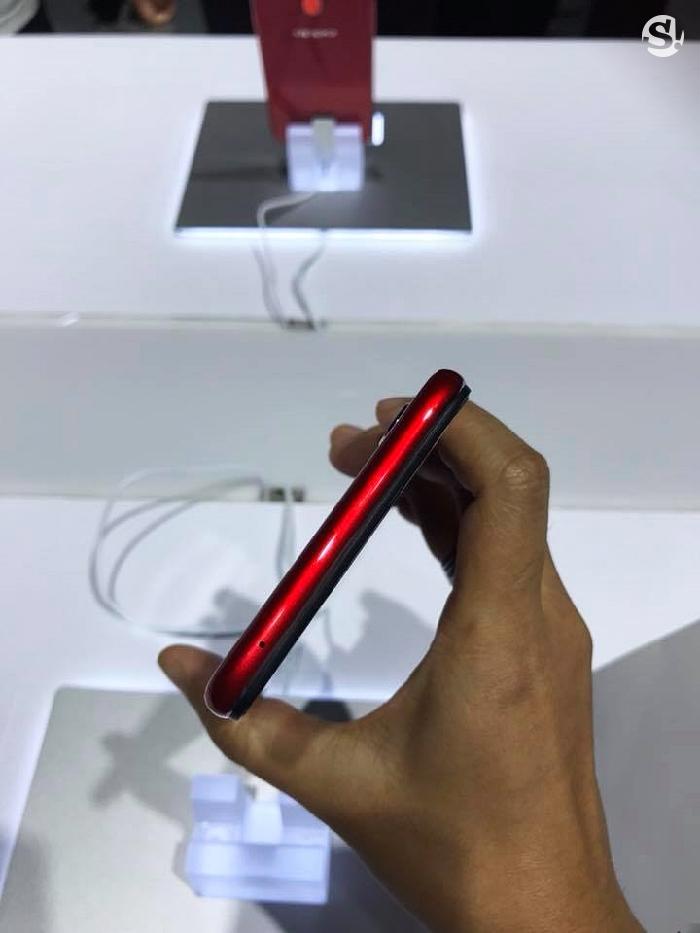 OPPO F7 