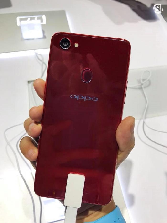 OPPO F7 