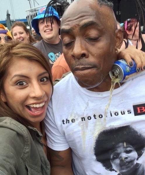 ภาพความผิดพลาดที่เกิดจากการ Selfies