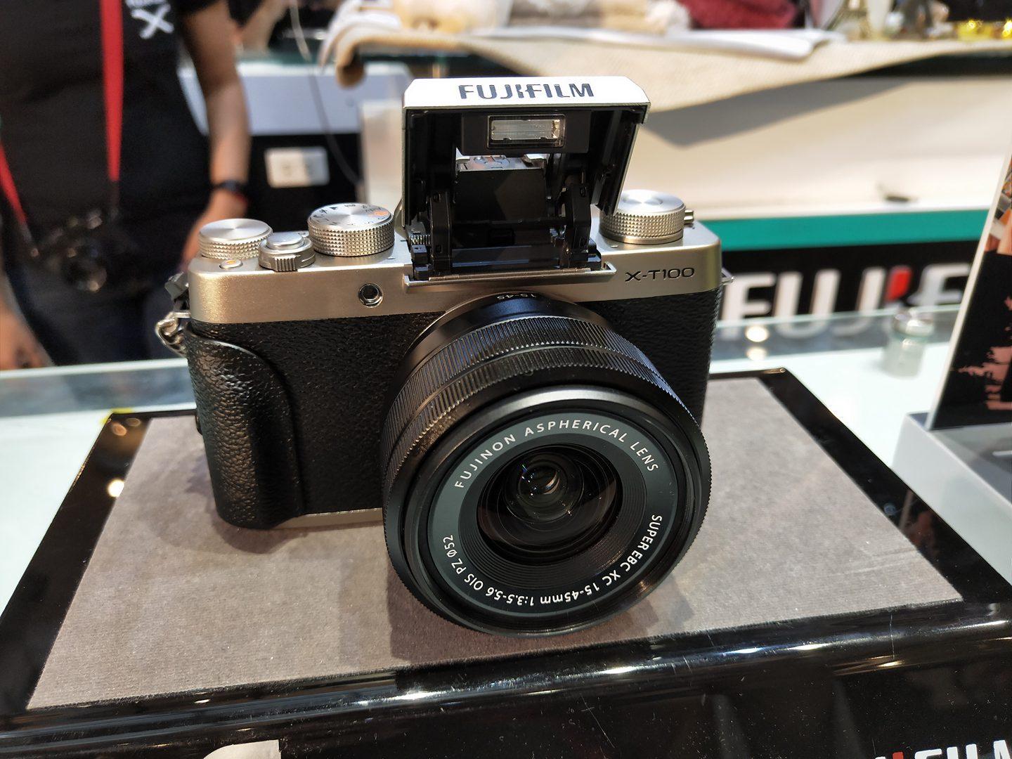 Fujifilm X-T100