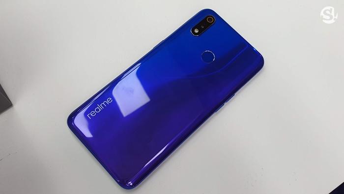 realme 3 pro