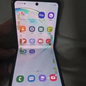   Samsung Galaxy Fold 2 display 