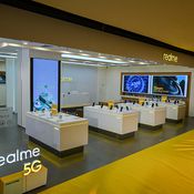  realme Flagship store 