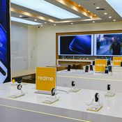  realme Flagship store 