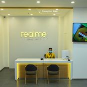  realme Flagship store 