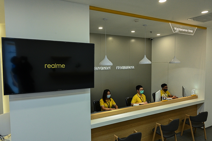  realme Flagship store 