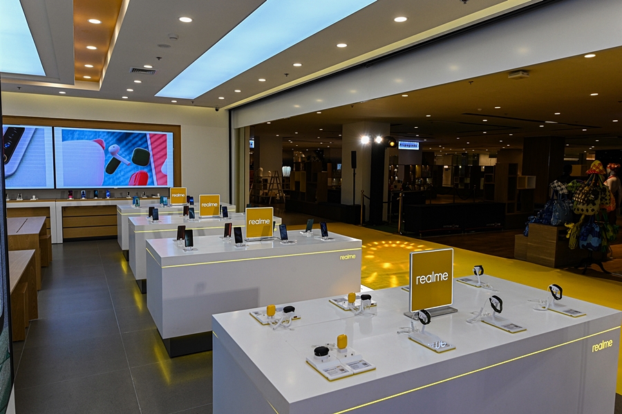  realme Flagship store 