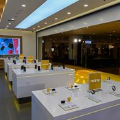  realme Flagship store 