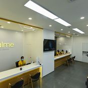  realme Flagship store 