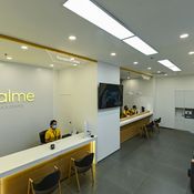  realme Flagship store 