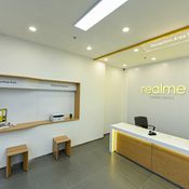  realme Flagship store 