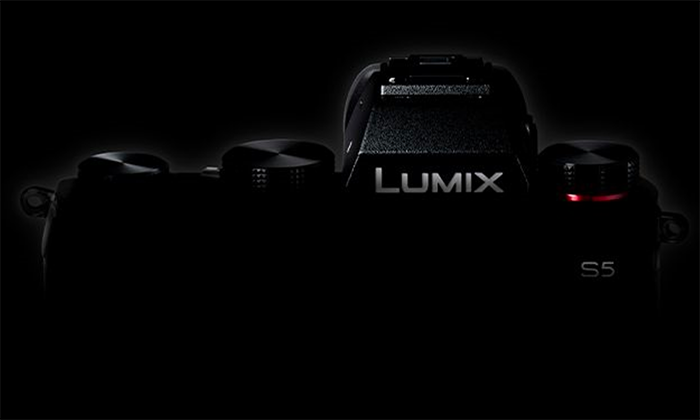 เผยภาพหลุดแรกของ Panasonic Lumix S5 กล้อง Mirrorless ฟูลเฟรม L-mount ตัวใหม่