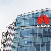 FCC ชี้  ค่ายมือถืออาจต้องใช้งบ 1800 ล้านเหรียญ เพื่อเปลี่ยนอุปกรณ์แทนของ Huawei และ ZTE