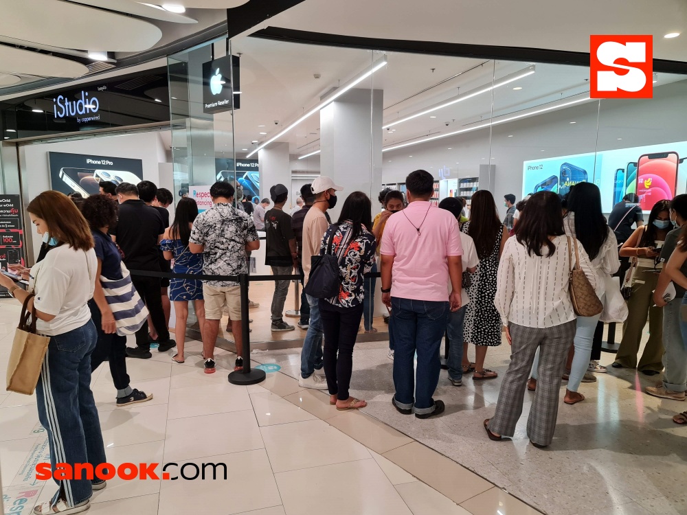 รวมบรรยากาศรับ iPhone 12