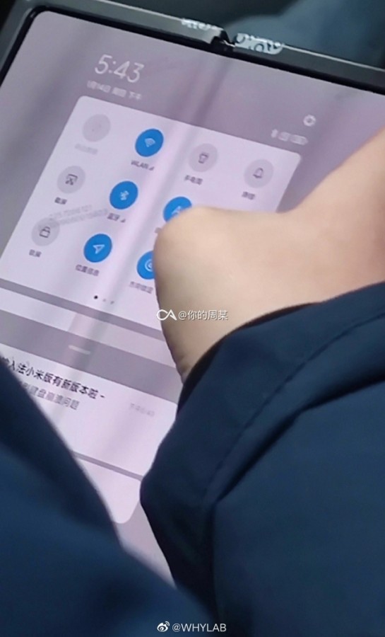 Xiaomi มือถือพับได้