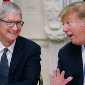 Tim Cook เคยให้ Mac Pro 2019 เครื่องแรกที่ผลิตในสหรัฐฯ กับ Donald Trump