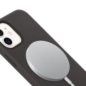 Apple อาจทำแบตสำรองแปะหลัง ใช้กับ MagSafe ได้ สำหรับ iPhone 12