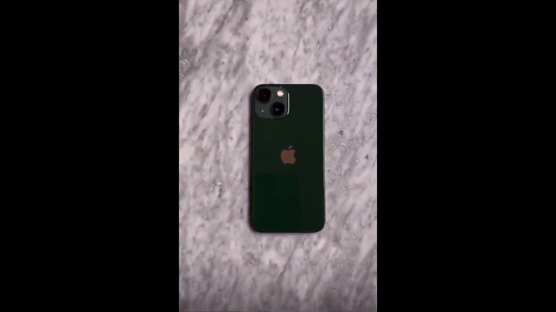 แกะกล่อง iPhone 13 / 13 Pro สีเขียว