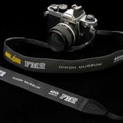 Nikon วางขายสายคล้องกล้องรุ่นพิเศษ ฉลองครบรอบ 40 ปี 