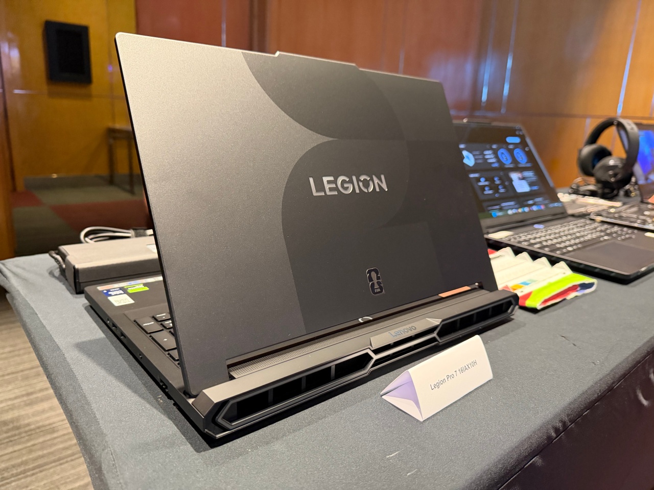 Lenovo Gen 11 Series