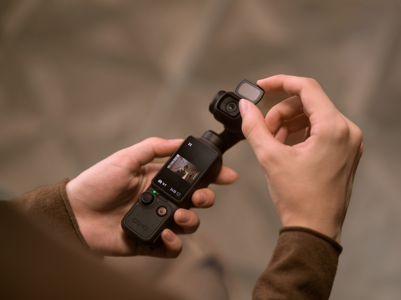 DJI OSMO Pocket 4